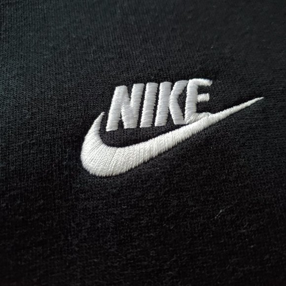 Nike Sweater Black 1/2-Zip Pullover- Medium - Picture 10 of 12